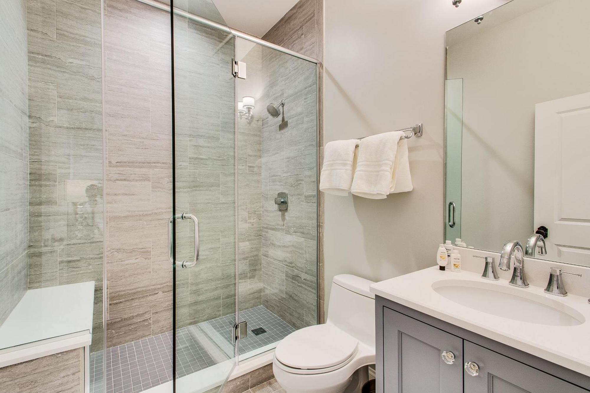 The Sono Bed & Breakfast Chicago