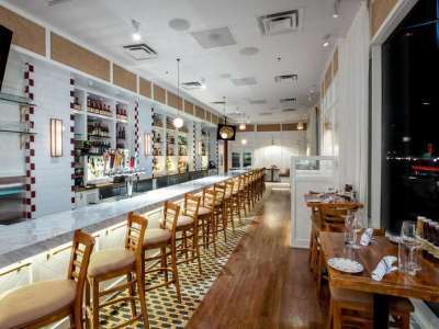 Hotel Hilton Magnificent Mile 3*
