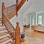 Historic Luxury Townhouse In Downtown Chicago
