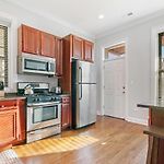 3Br Perfect Getaway Chicago Apartment - Newport 2