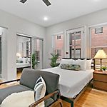Chic & Updated Studio Apt In East Lakeview - Barry S1