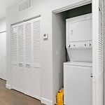 2Br Trendy Urban Apartment - Division 102W 202W 302W Rep