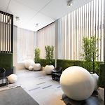 21 East - Chic Dt Apts With Rooftop By Zencity