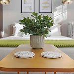 Alluring Studio Apartment In Jefferson Park - Leland 1N