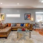 Spacious 5-Br House Near Transit W Parking