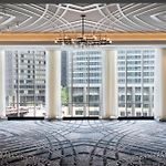 Londonhouse Chicago, Curio Collection By Hilton