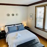 The Karlov. Gorgeous ,Spacious 2Bd/ 1Ba W/ Parking
