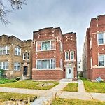 Remodeled Chicago Apartment Less Than 9 Mi To Downtown