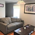 Apartment Sleeps 4 With Free Parking