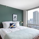 River N 1Br W Gym Wd Nr Mag Mile Chi-86