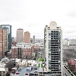Gold Coast 2Br W Gym Lounge Pool Nr Mag Mile Chi-231