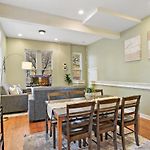 Splendid 4Br Apt Close To Bars & Restaurants - Damen 1R