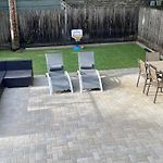 Lincoln Park Apartment With Backyard!