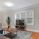2Br Well-Furnished Apartment - Lockwood 3
