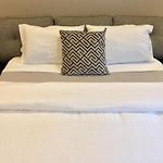 Bella Villa On Taylor Street Chicago\'S Little Italy 1 Mile West The Loop & Uic