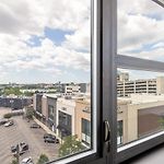 Lincoln Park Studio W Wd Nr L New City Chi-305
