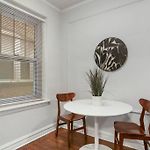 Modern And Minimalist Studio Apartment - Bstone 105 And 108 Rep