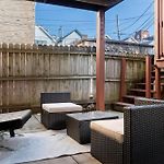 Wicker Park 2Br Apt Near Milwaukee Ave