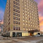 Cozy & Radiant 2Br Apartment - Bstone 605