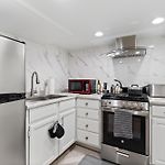 Luxury Chicago Suite