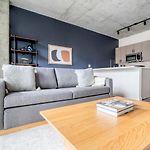 River North 1Br W Outdoor Pool 1 Block To L Chi-1035