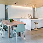 W Loop Studio W Deck Pool Gym 3 Blocks To L Chi-643