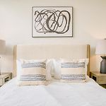 Landing Modern Apartment With Amazing Amenities