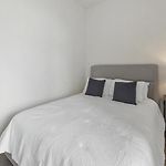 Landing Modern Apartment With Amazing Amenities