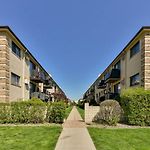 Mins From O\'Hare • Safe Location • Private Parking