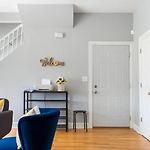 Fully Furnished Bedroom Near Medical District And Uic