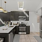 The Haven, Great Location Near Downtown, Medical District And United Center