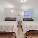 Prime Location In Lakeview Near Wrigleyville