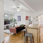 Modern 3Br Retreat Hyde Park Comfort & Style