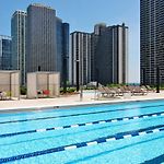 Blueground Lakeshore East Pool Wd Nr Park Chi-1198