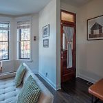 Wrigleyville Suites