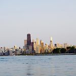 Wrigley Hostel - Chicago (Adults Only)