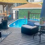 Stunning Home In Prime Chicago With Private Pool