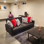 3 Level Apt 10 Min To The Beach, Near Downtown