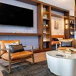 Brand New 2Br Chicago City Escape