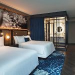 Hotel Emc2, Autograph Collection