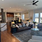Lyons\' Suite