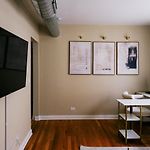 Sleeps 4 • New Modern 1Br • Private Workspace