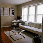 Sleeps 4 • New Modern 1Br • Private Workspace