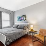 Stylish Humboldt Park Retreat - Walk To Parks & Easy Transit!