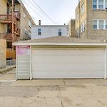 Walk To Devon Avenue & Warren Park: Chicago Apt!