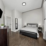 Cozy 1 Bedroom Apt Near Logan Sq