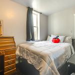 2 Mi To Red Line: Chicago Home Near Sherman Park