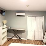 Cozy 1Br Retreat Near Transit, Dining And Parking