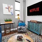 Spacious 420-Friendly 2Br Retreat Near Mccormick Place, Grant Park And Soldier Field