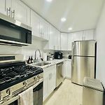 Quiet 1 Bedroom 1 Free Parking High Speed Wi-Fi